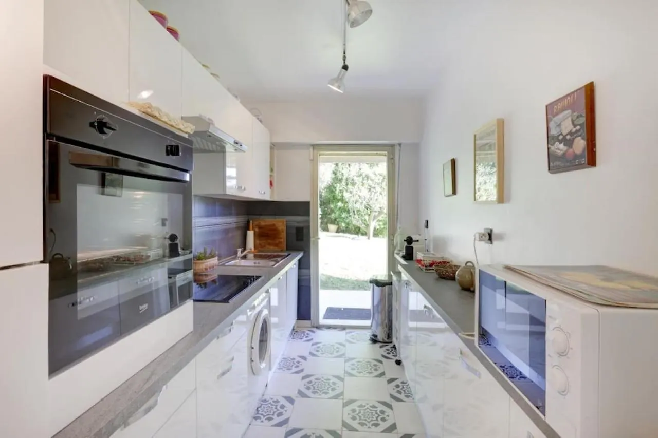 Appartement - Villa Le Saint Georges Avec Superbe Jardin Et Vue Mer Panoramique Cannes