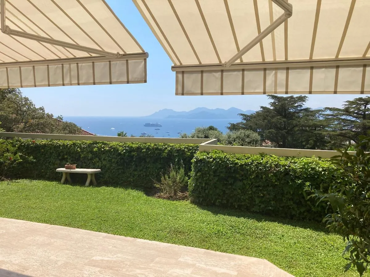 Appartement - Villa Le Saint Georges Avec Superbe Jardin Et Vue Mer Panoramique Cannes 0*,  France