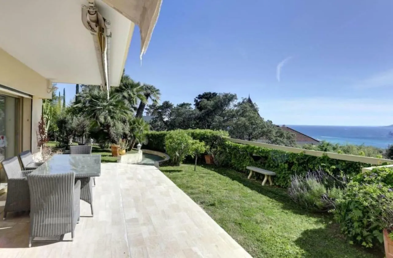 Appartement - Villa Le Saint Georges Avec Superbe Jardin Et Vue Mer Panoramique Cannes